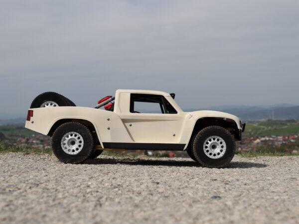 RC Trophy Truck - ARES - Image 9
