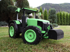 RC Tractor model 2