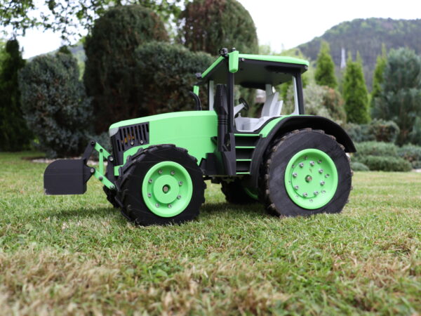 RC Tractor model 2 - Image 3