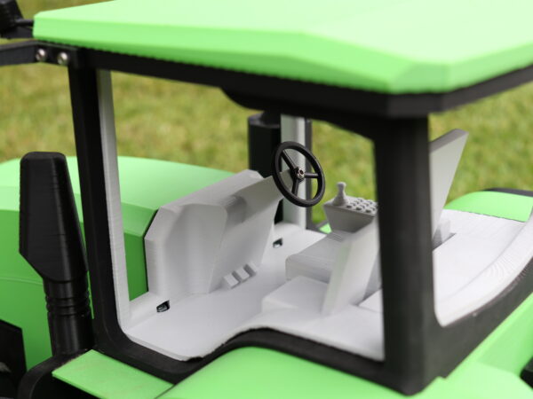 RC Tractor model 2 - Image 7