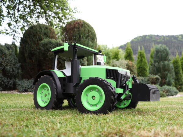 RC Tractor model 2 - Image 8