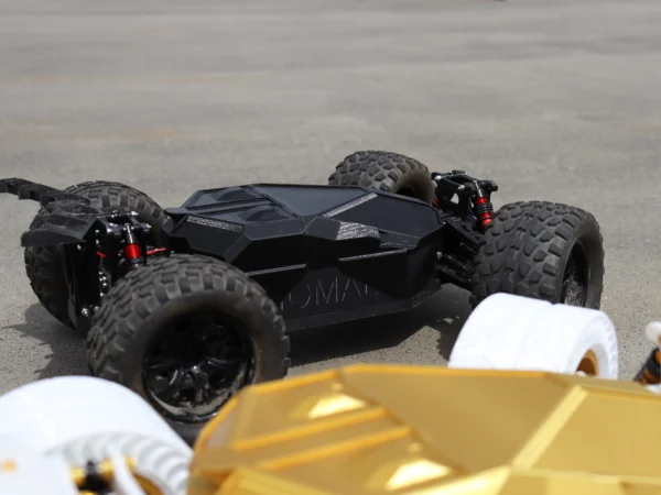 NOMAD RC Car/Truggy - Image 3